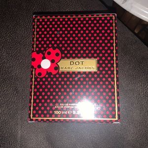 Mark Jacobs Dot never opened